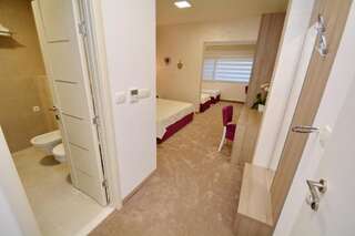 Отель Hotel Hermes Budva Будва Семейный номер-2